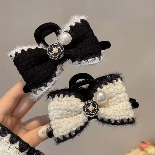 Plush Camellia Flower Bow Hair Clip – Elegant Autumn & Winter Hair Accessory