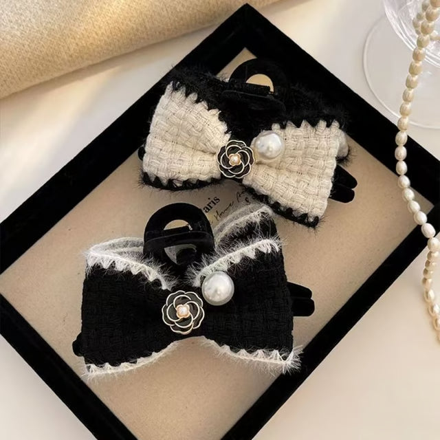 Plush Camellia Flower Bow Hair Clip – Elegant Autumn & Winter Hair Accessory